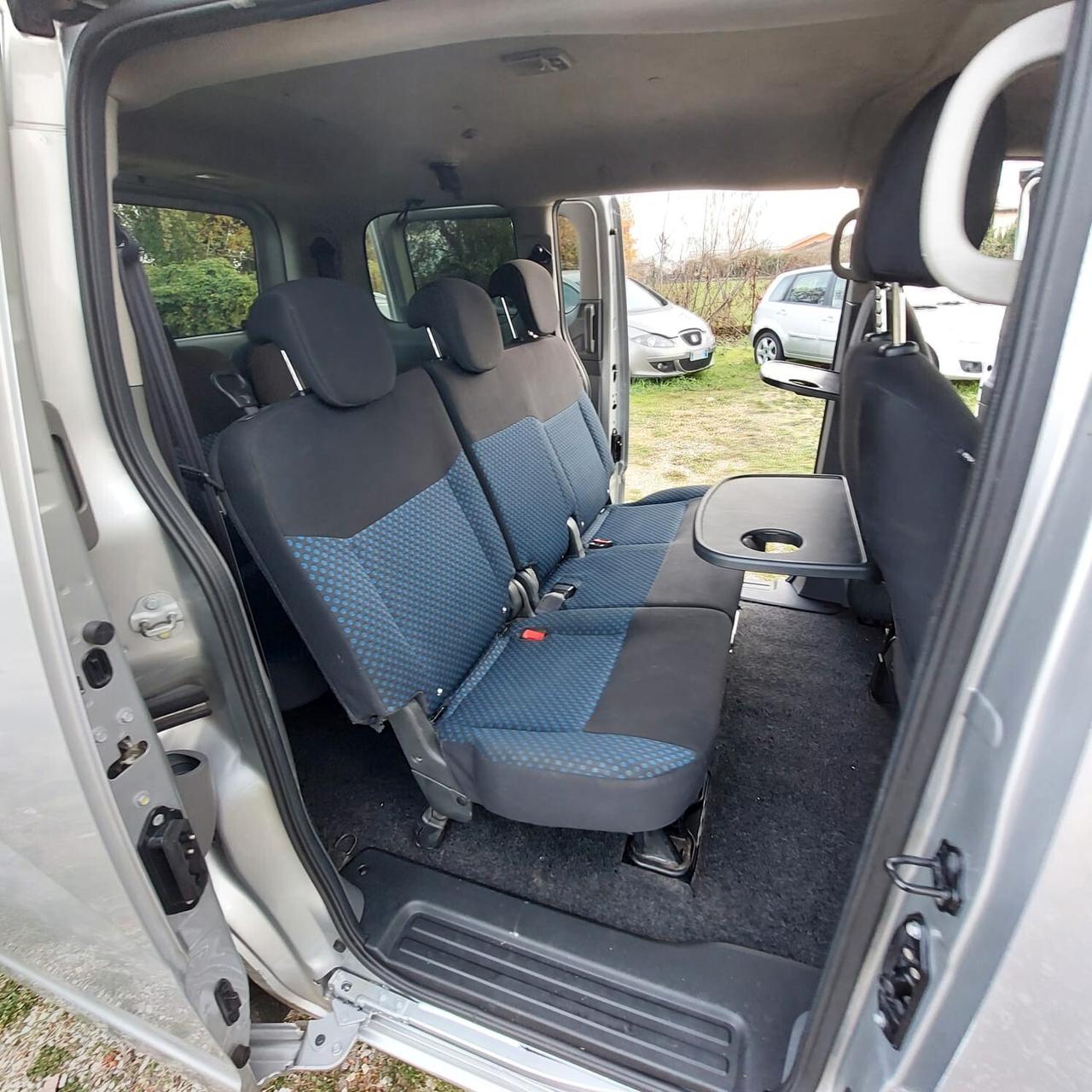Nissan NV200 1.5 dCi 110CV Bus