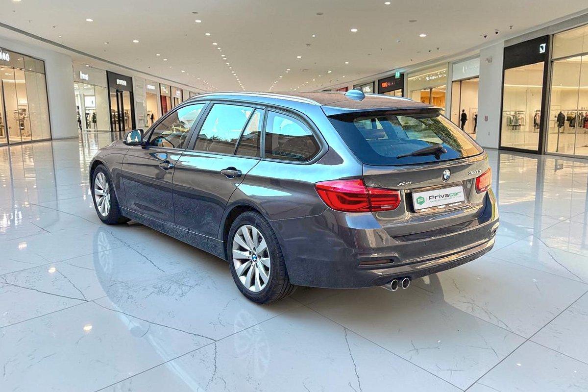 BMW 320d xDrive Touring Luxury