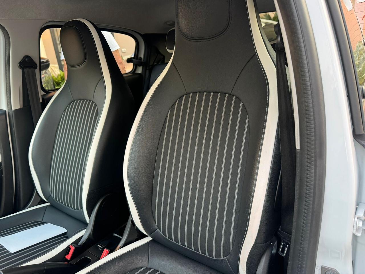 Renault Twingo TCe 95 CV EDC Intens