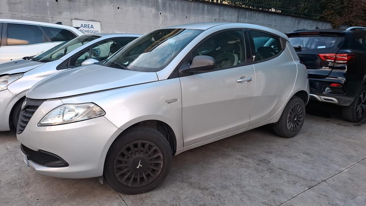 Lancia Ypsilon 0.9 TwinAir per ricambi