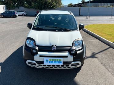 Fiat Panda 1.0 City Cross HYBRID