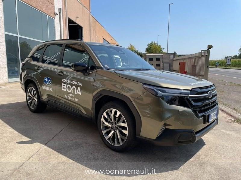 Subaru Forester 2.0 e-Boxer Premium auto