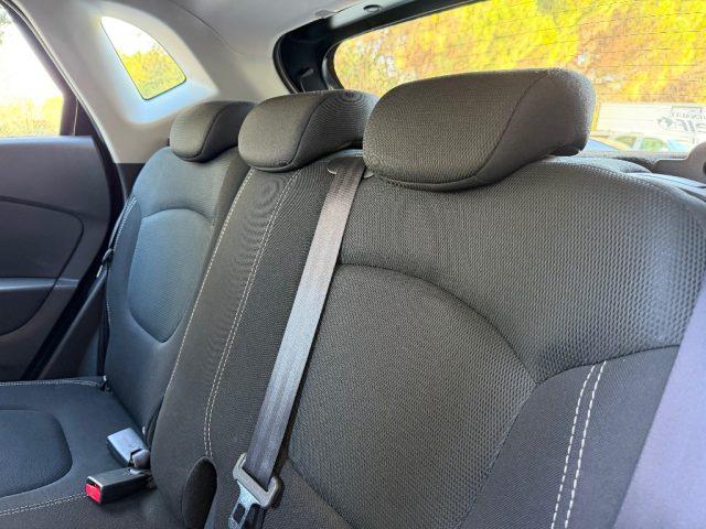 RENAULT Captur 0.9 90CV TCE ENERGY BOSE NAVIGATORE SENSORI PARCH.