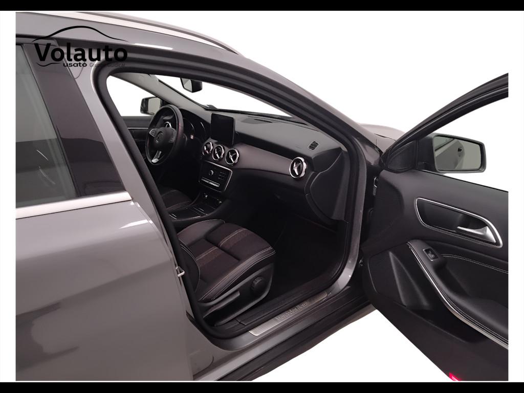 Mercedes-Benz GLA-X156 2017 - GLA 200 Sport auto