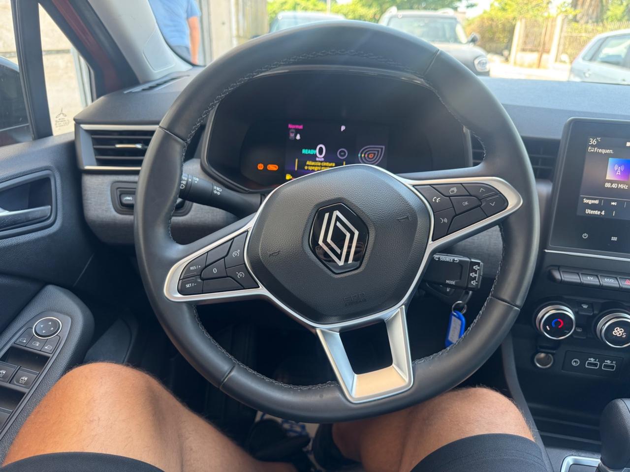 Renault Clio Full Hybrid E-Tech 145 CV 5 porte Evolution