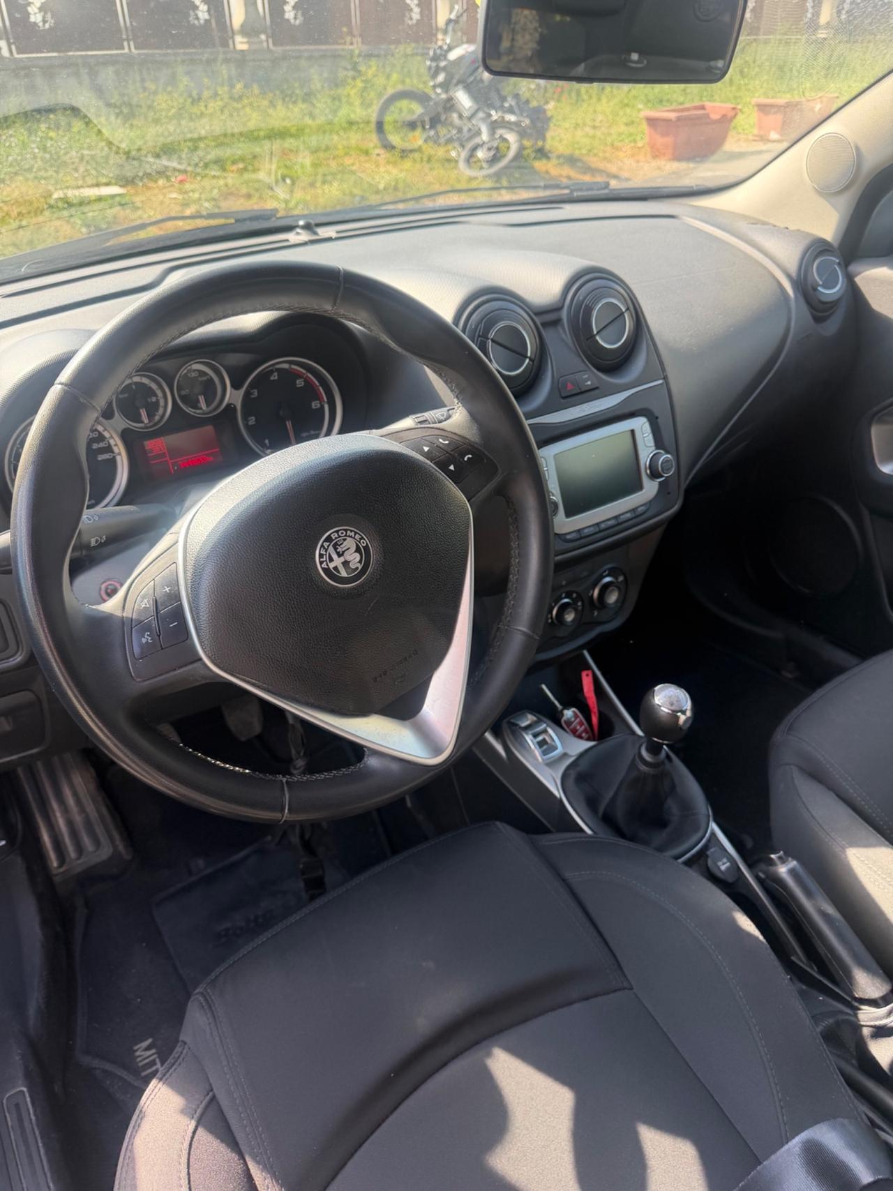 Alfa Romeo MiTo 1.3 Diesel Progression Navi Block Shaft