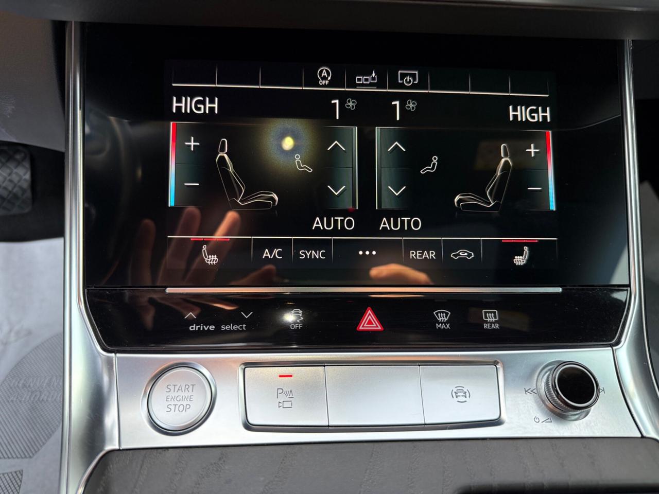 Audi A6 Avant 40 2.0 TDI quattro S-LINE TETTO APRIBILE.