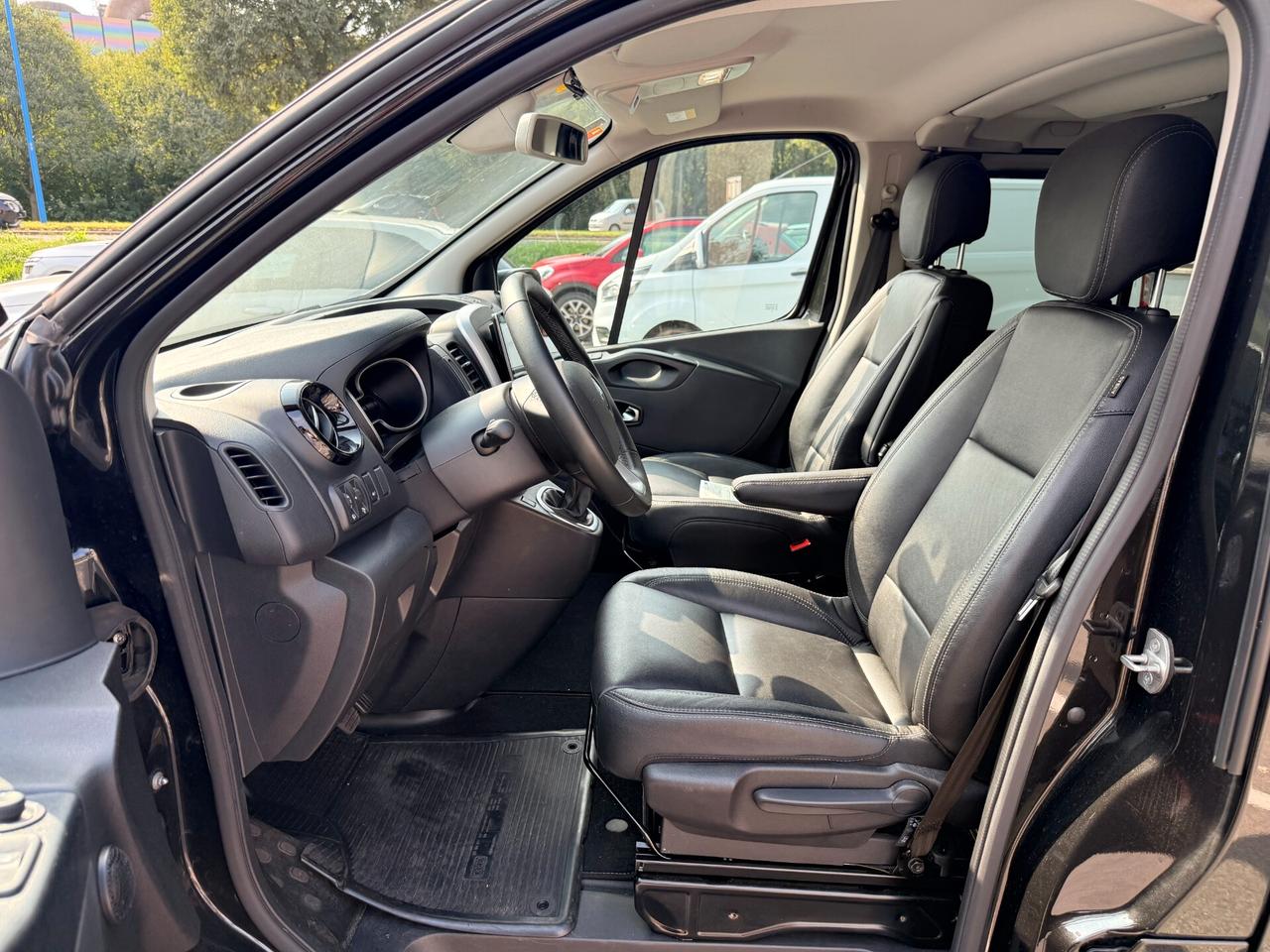 Renault Trafic T29 2.0 dCi 170CV EDC PC-TN SpaceClass Energy 7 POSTI Automatico + IVA