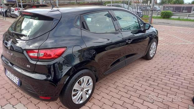 RENAULT Clio 1.5 dCi 8V 75CV 5 porte Live