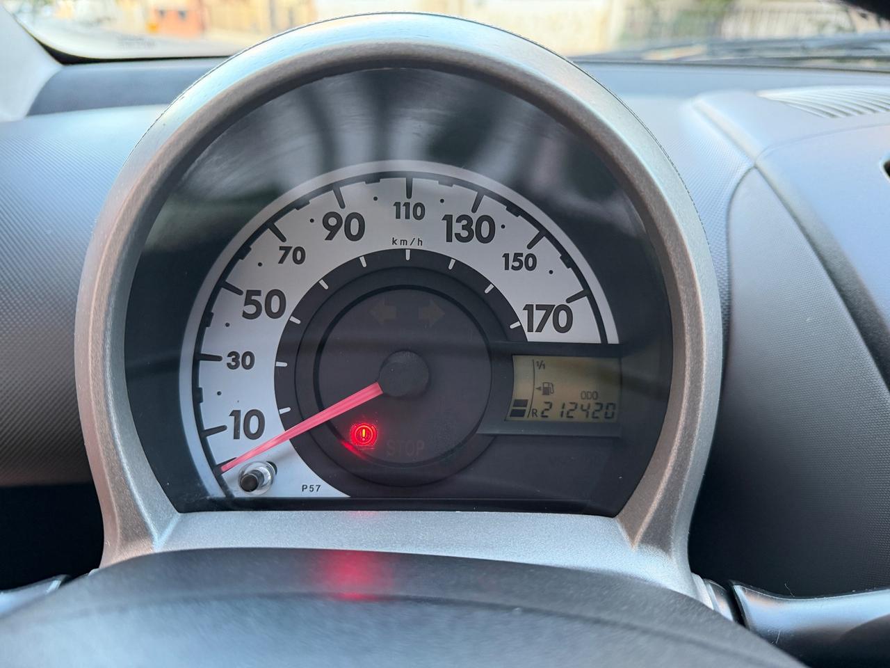 Toyota Aygo 1.0 12V VVT-i 5 porte Sol