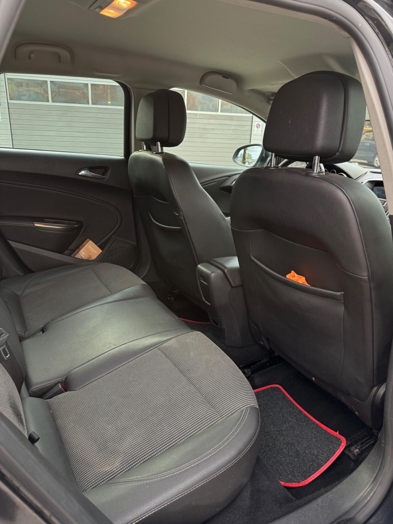 Opel Astra 1.7 CDTI 110CV Sports Tourer Elective