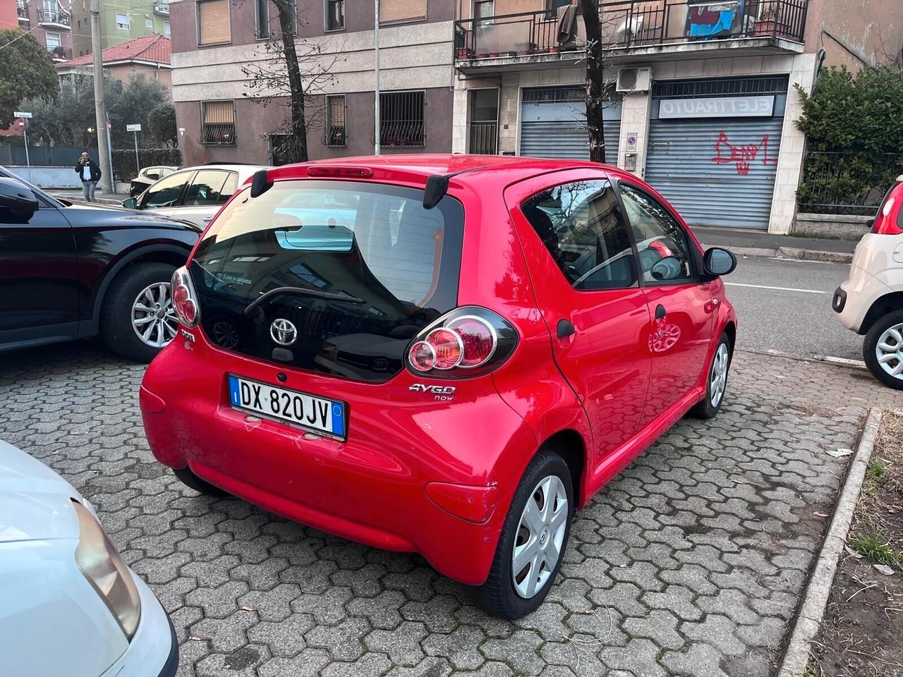 Toyota Aygo 1.0 12V VVT-i 5 porte Sol - 2009