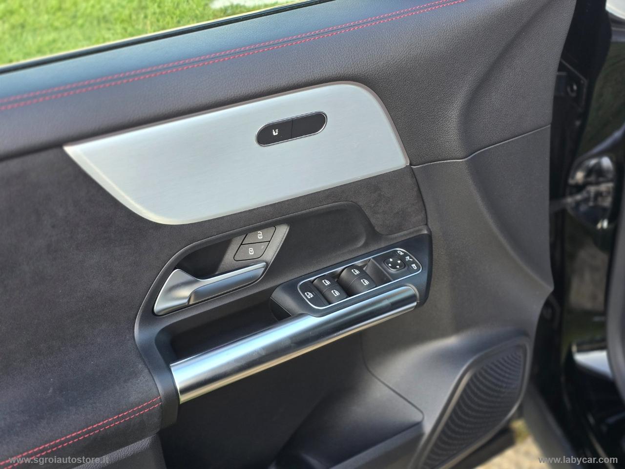 MERCEDES-BENZ GLA 200 d Automatic Premium