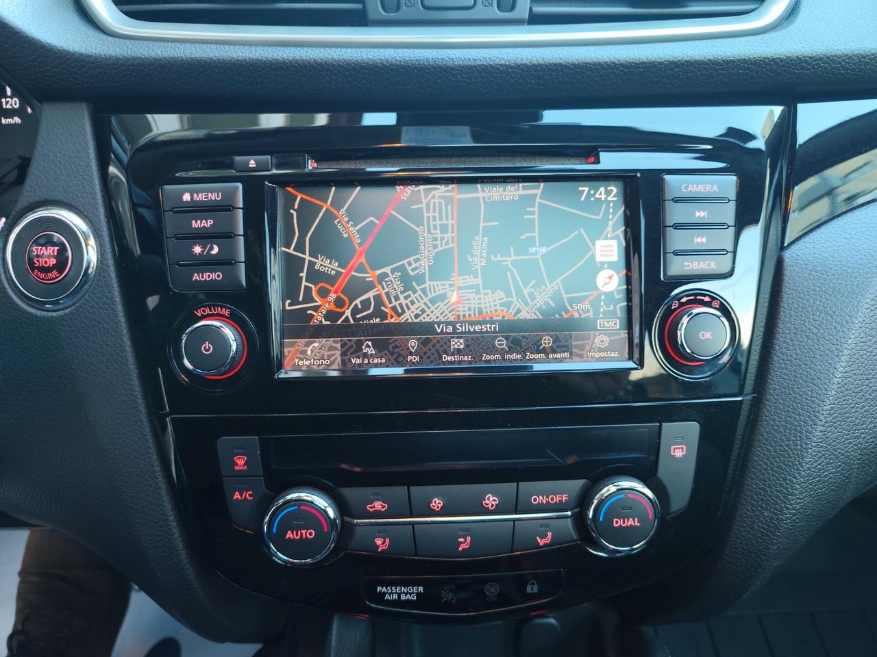 Nissan Qashqai 1.5 dCi 115CV TEKNA TETTO NAVI