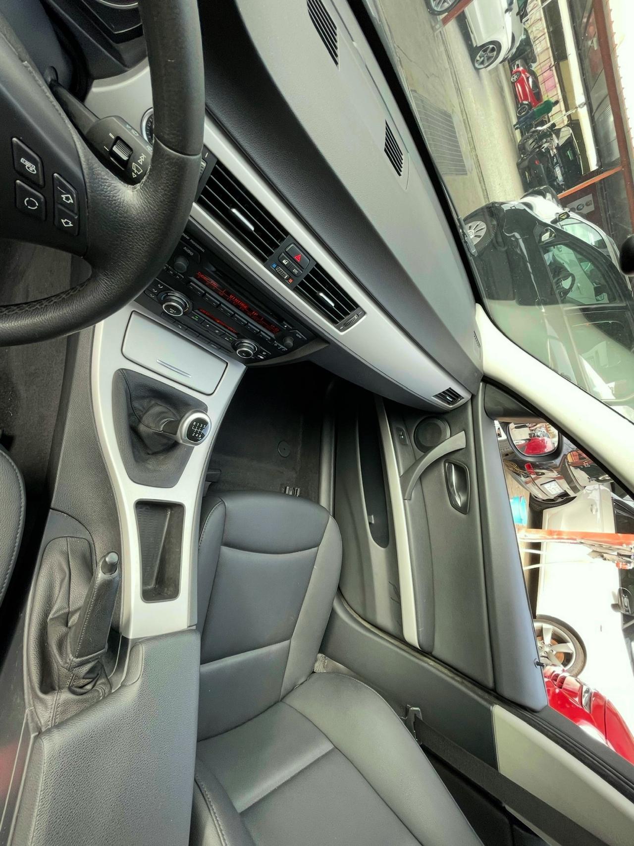 318d 2.0 143CV cat Touring Futura-rate