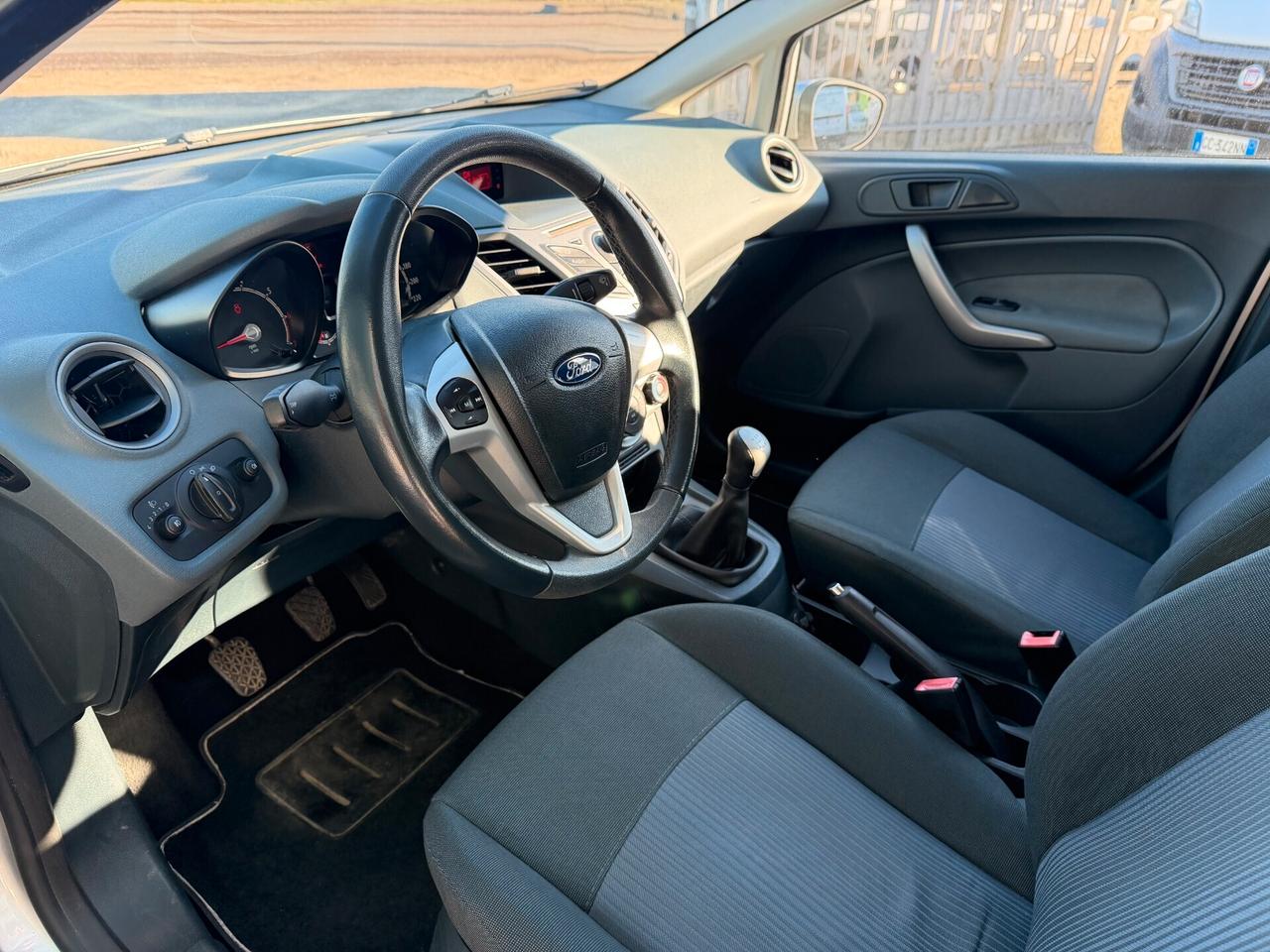 Ford Fiesta 1.2 82 CV 5 porte Titanium