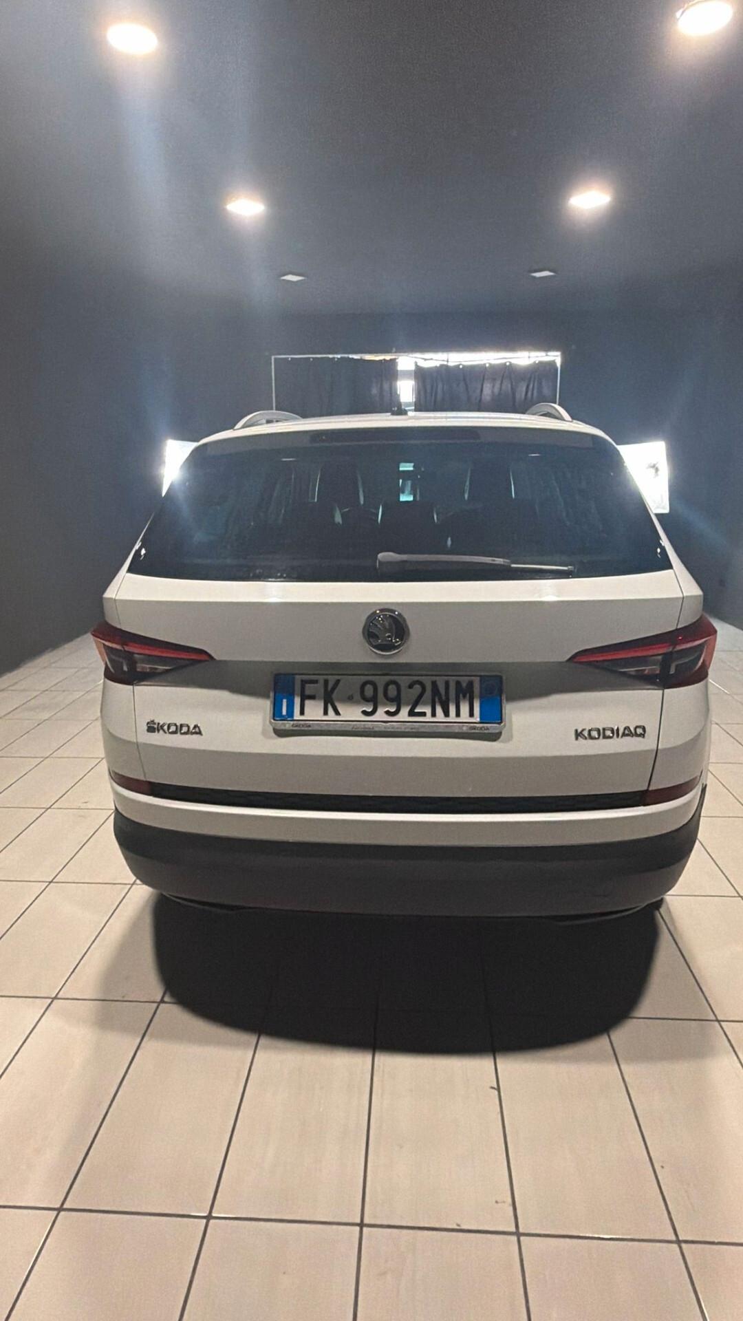 SKODA KODIAQ DEL 2017 BENZINA 7 POSTI