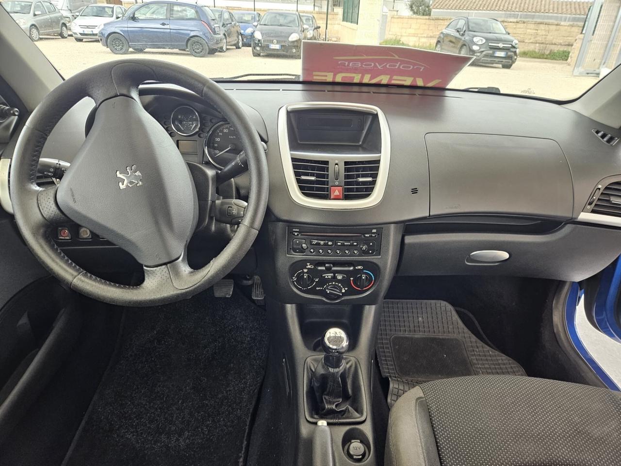 Peugeot 206 1.1 60CV 5p. 2010’