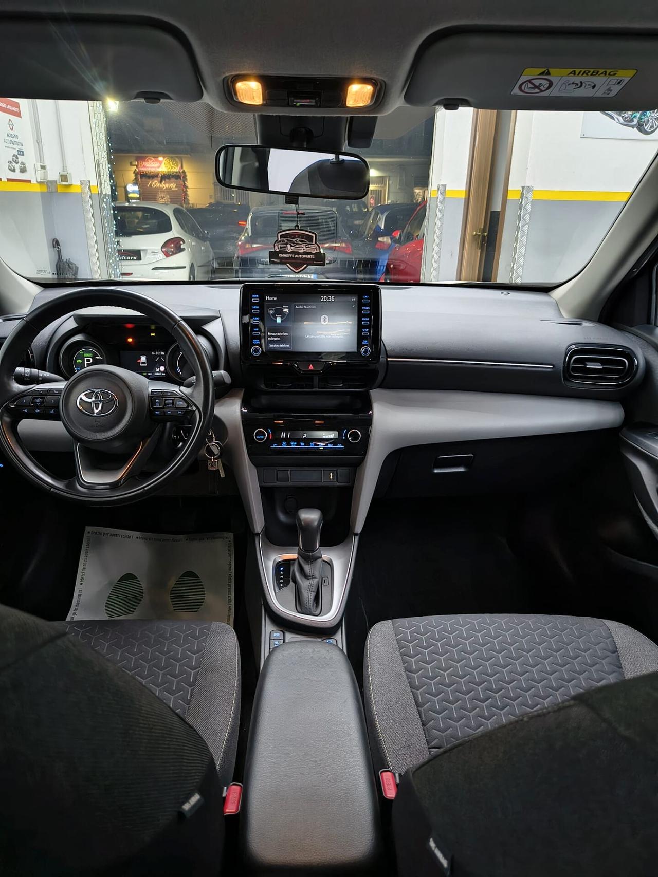 Toyota Yaris 1.5 Hybrid 5 porte Active