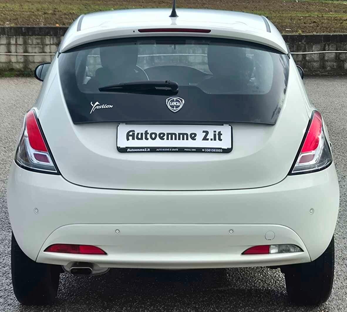 Lancia Ypsilon 1.2 69 CV 5 porte Gold