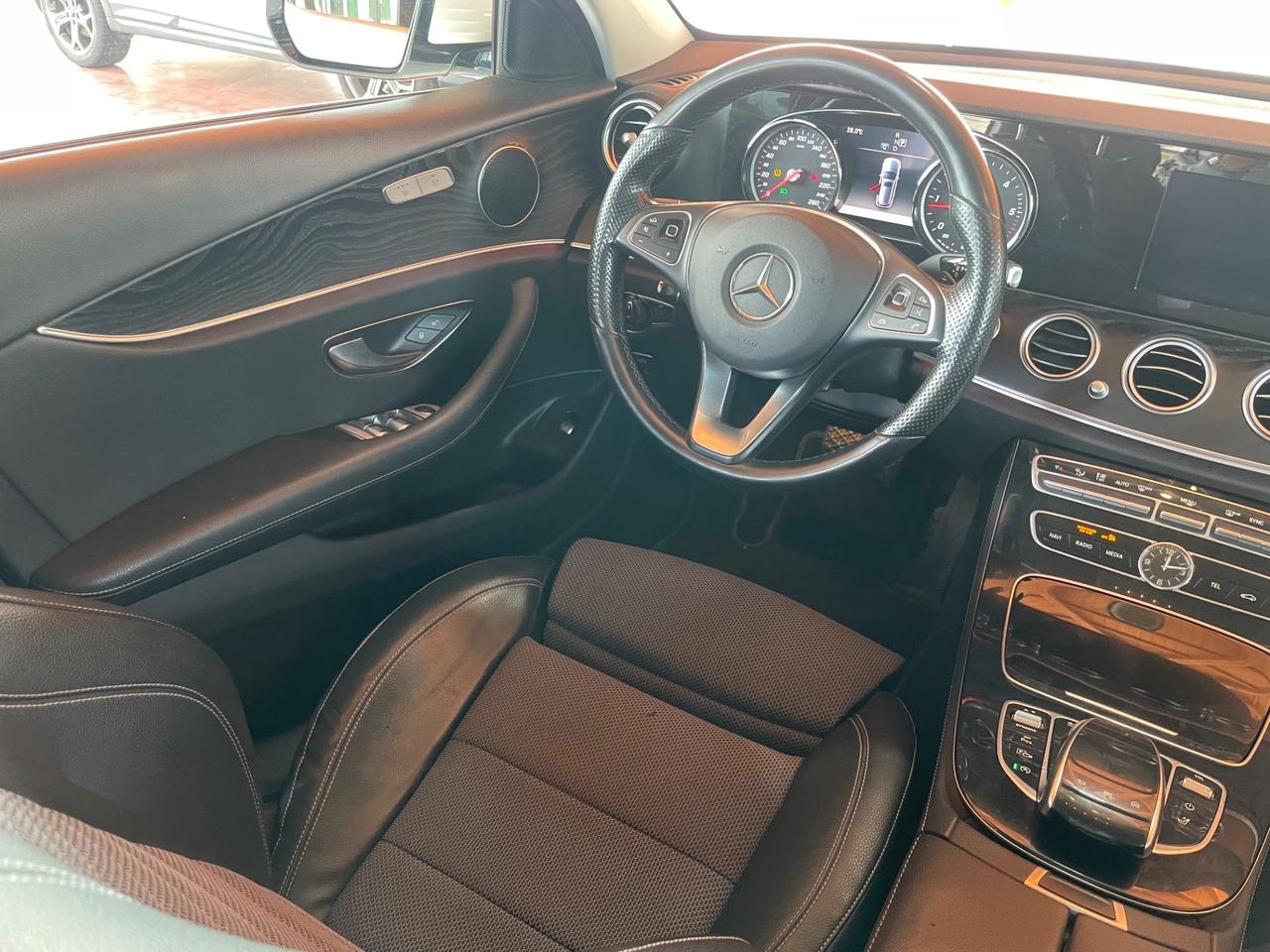 Mercedes-benz E 220 d S.W. Auto Exclusive