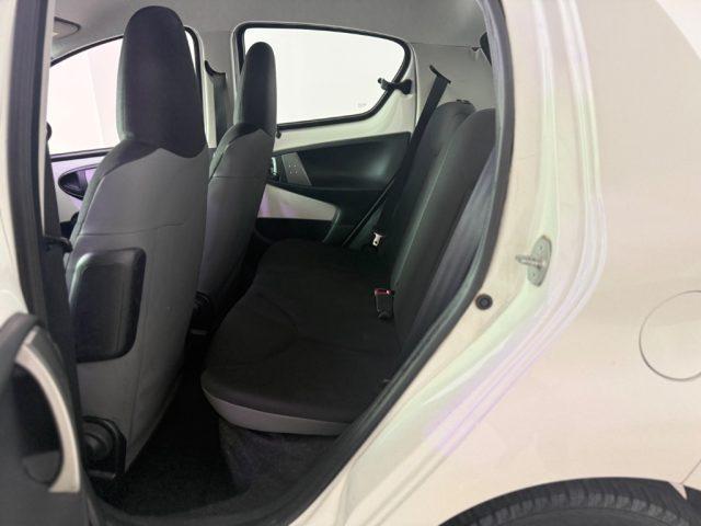 TOYOTA Aygo 1.0 12V VVT-i 5 porte Cool Soda Connect