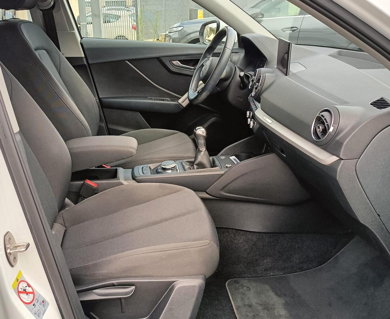 Audi Q2 30 TDI 115CV Admired 6m