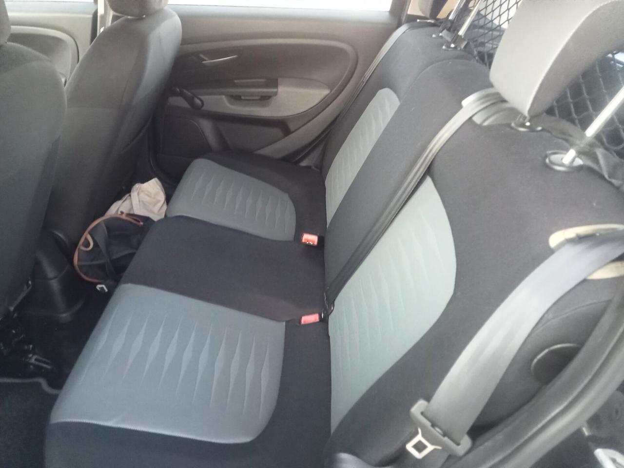 Fiat Grande Punto 1.4 - 5 porte Natural Power OK Neopatentati