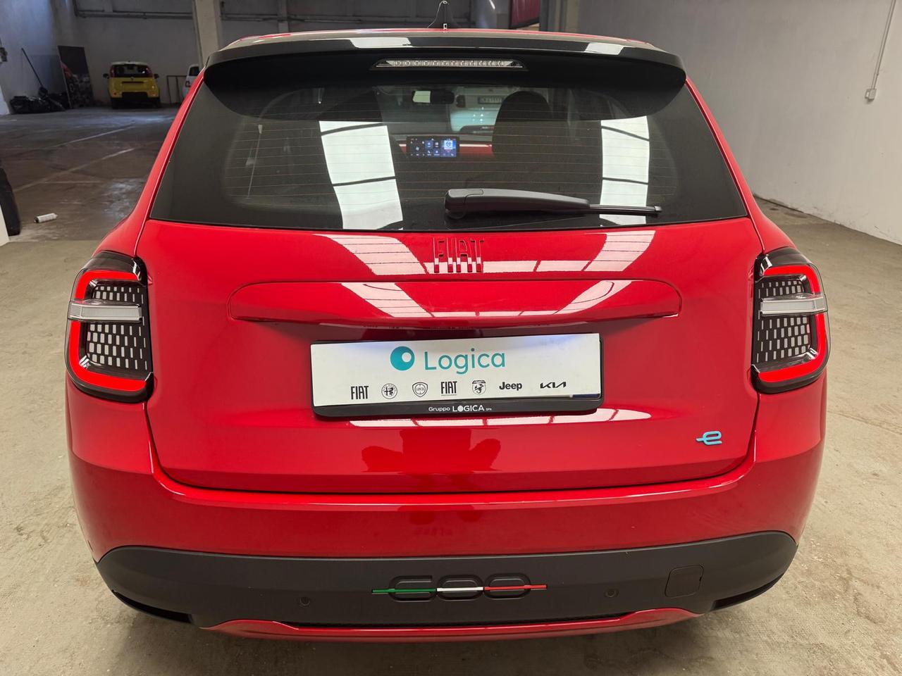 FIAT 600e 54kWh Red