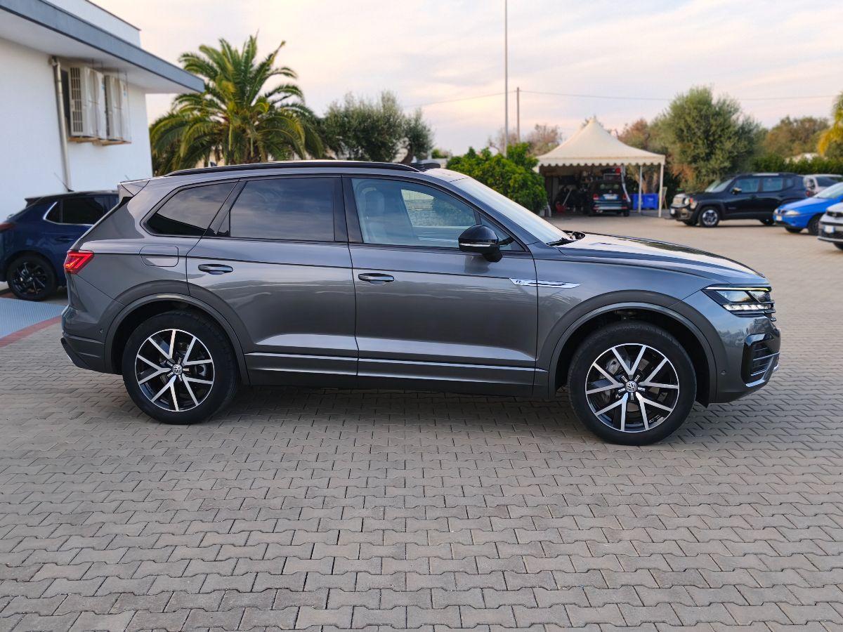 VOLKSWAGEN Touareg 3.0 TDI R-LINE Tetto Pelle Led Luci ambient