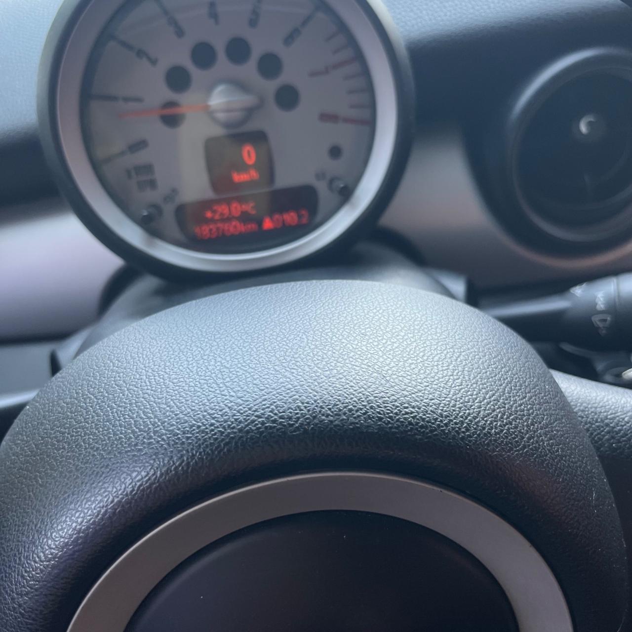 Mini 1.6 16V One (55kW) GPL