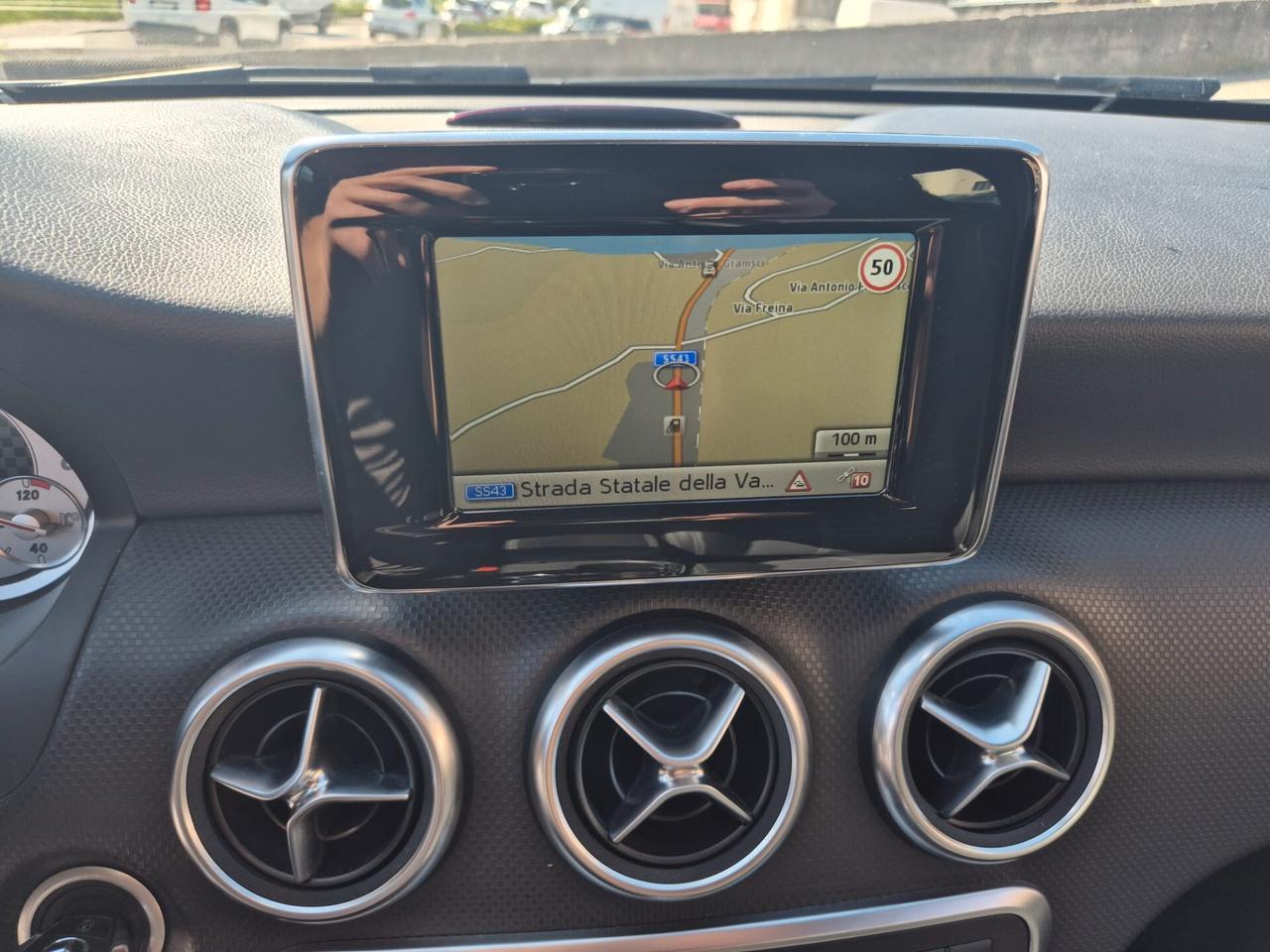Mercedes-benz A 180 CDI BlueEFFICIENCY Automatic Premium