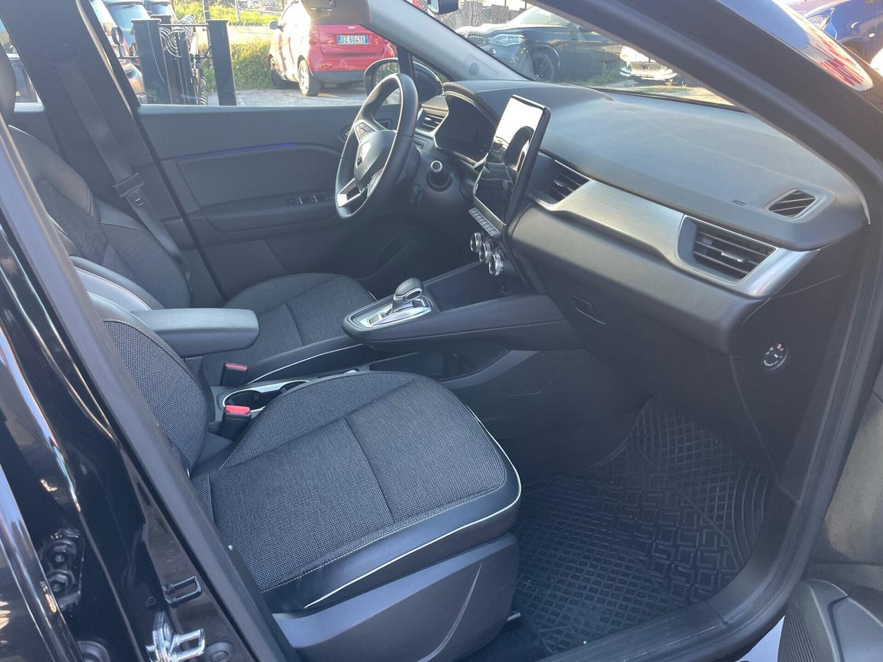 Renault Captur Plug-in Hybrid E-Tech 160 CV Intens
