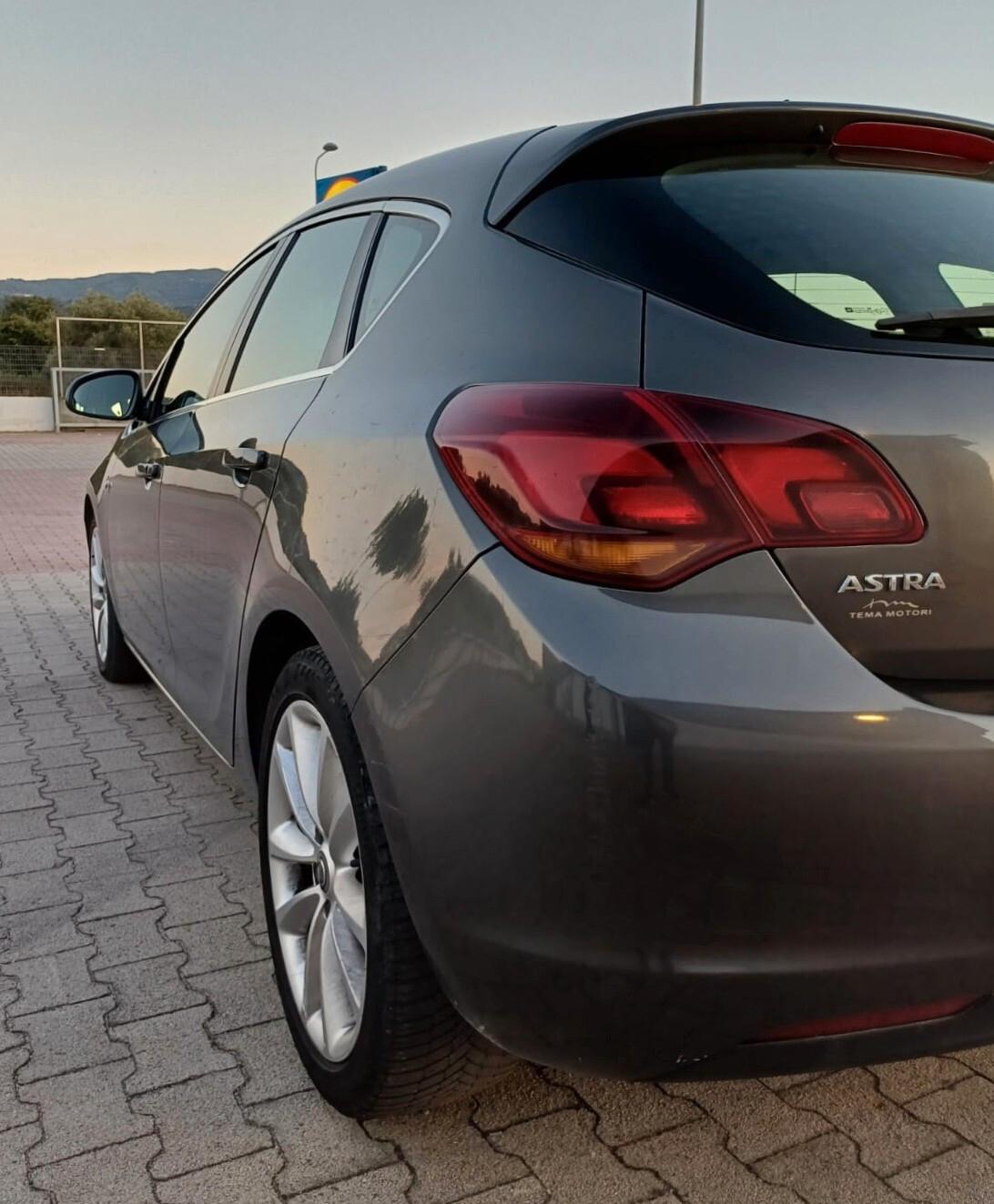 Opel Astra 1.7 diesel 110 cv