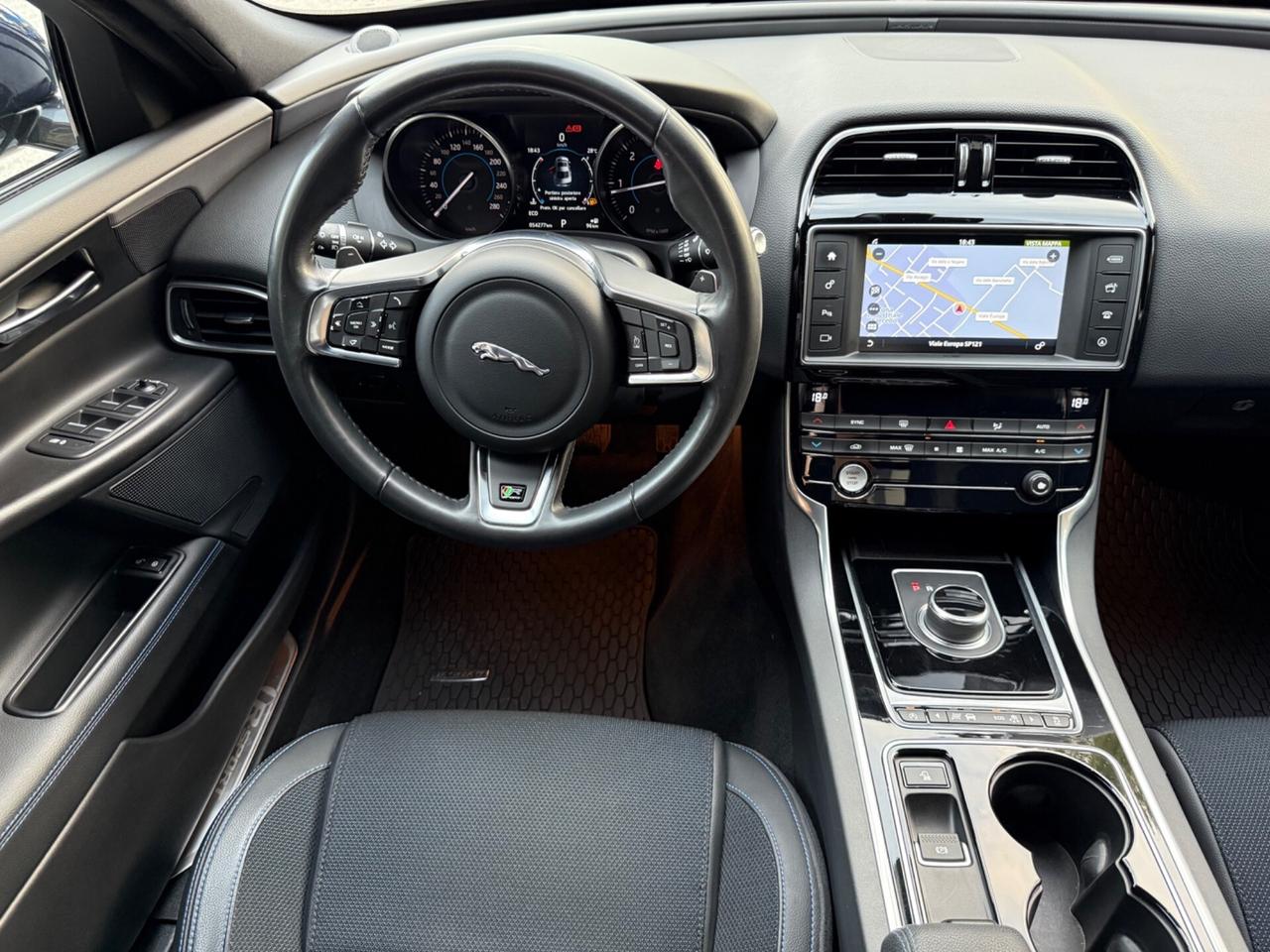 Jaguar XE 2.0 D Turbo aut. R-Sport - Unico Proprie