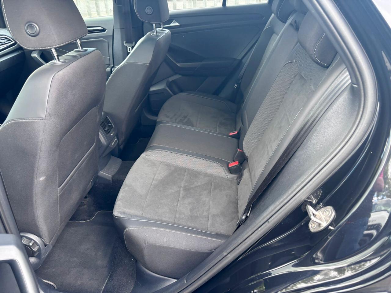 Volkswagen T-Roc 2.0 TDI SCR 150 CV DSG R-Line