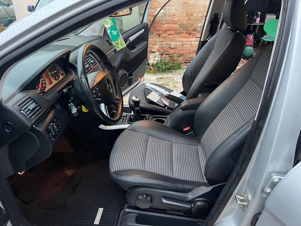 Mercedes-benz B 200 CDI Sport