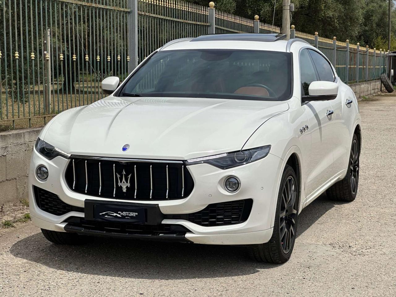 Maserati Levante 3.0 275cv - GARANZIA 12 MESI