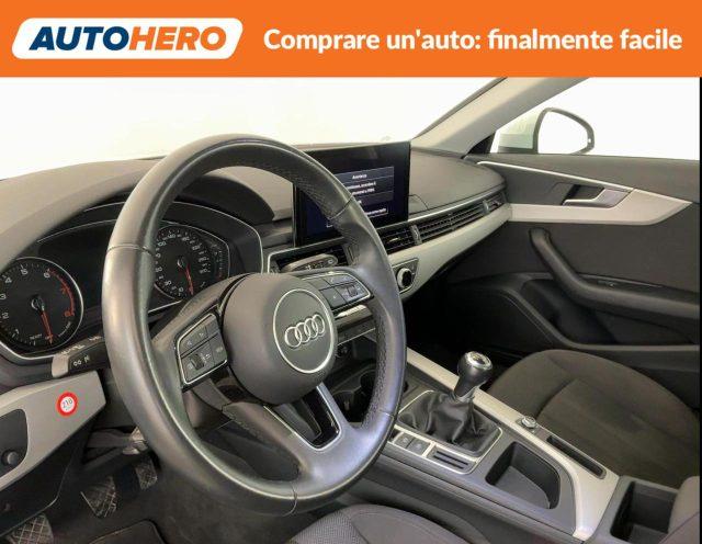 AUDI A4 35 TFSI Business Advanced