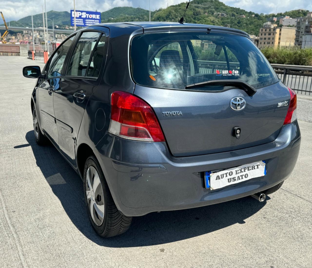 Toyota Yaris 1.3 5 porte 2009 neopatentati