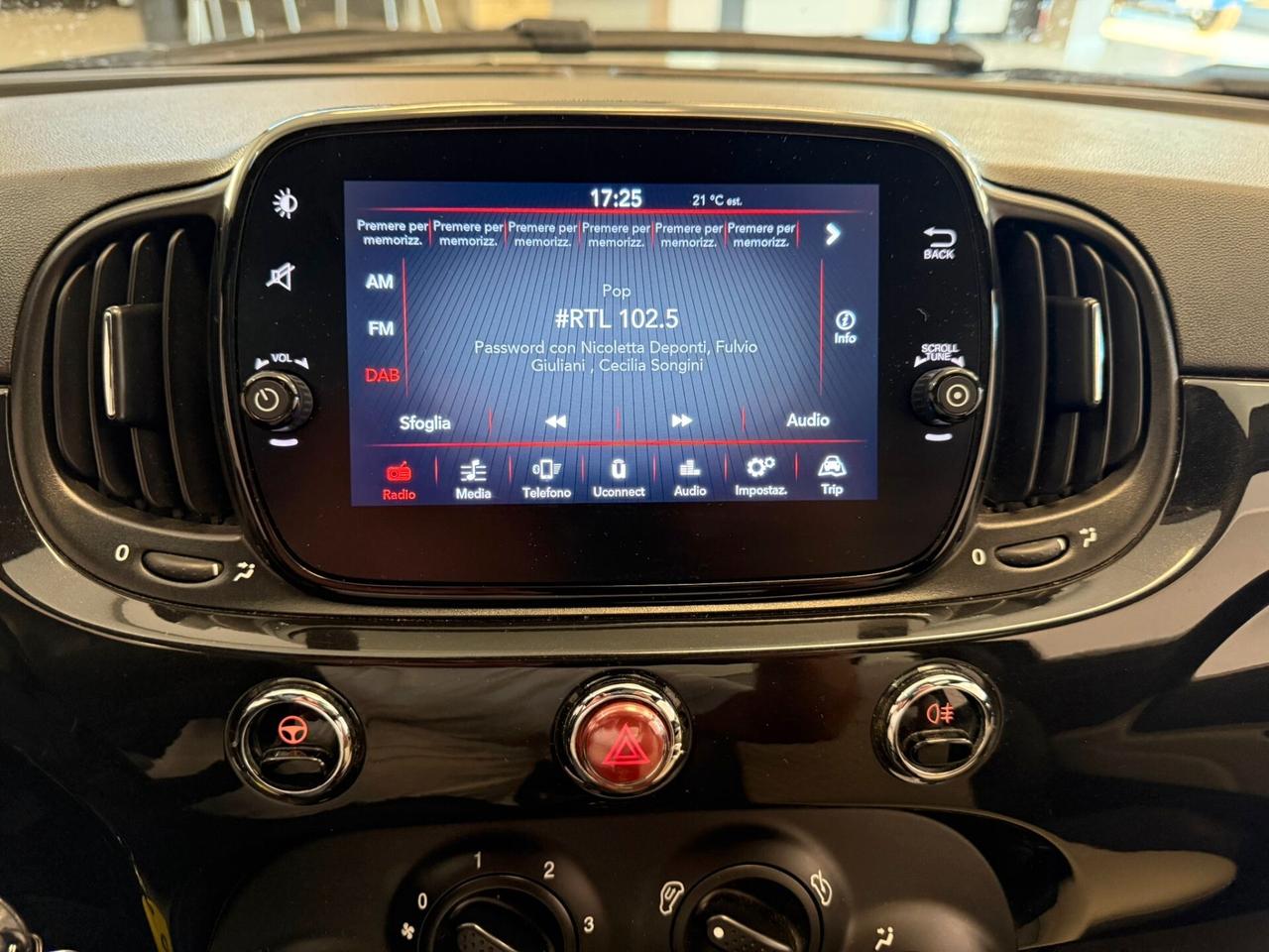 Fiat 500 1.0 Hybrid Dolcevita NEOPATENTATI