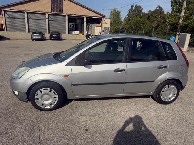 FORD Fiesta 1.4 TDCi 5p. Ghia senza nessun lavoro da fare