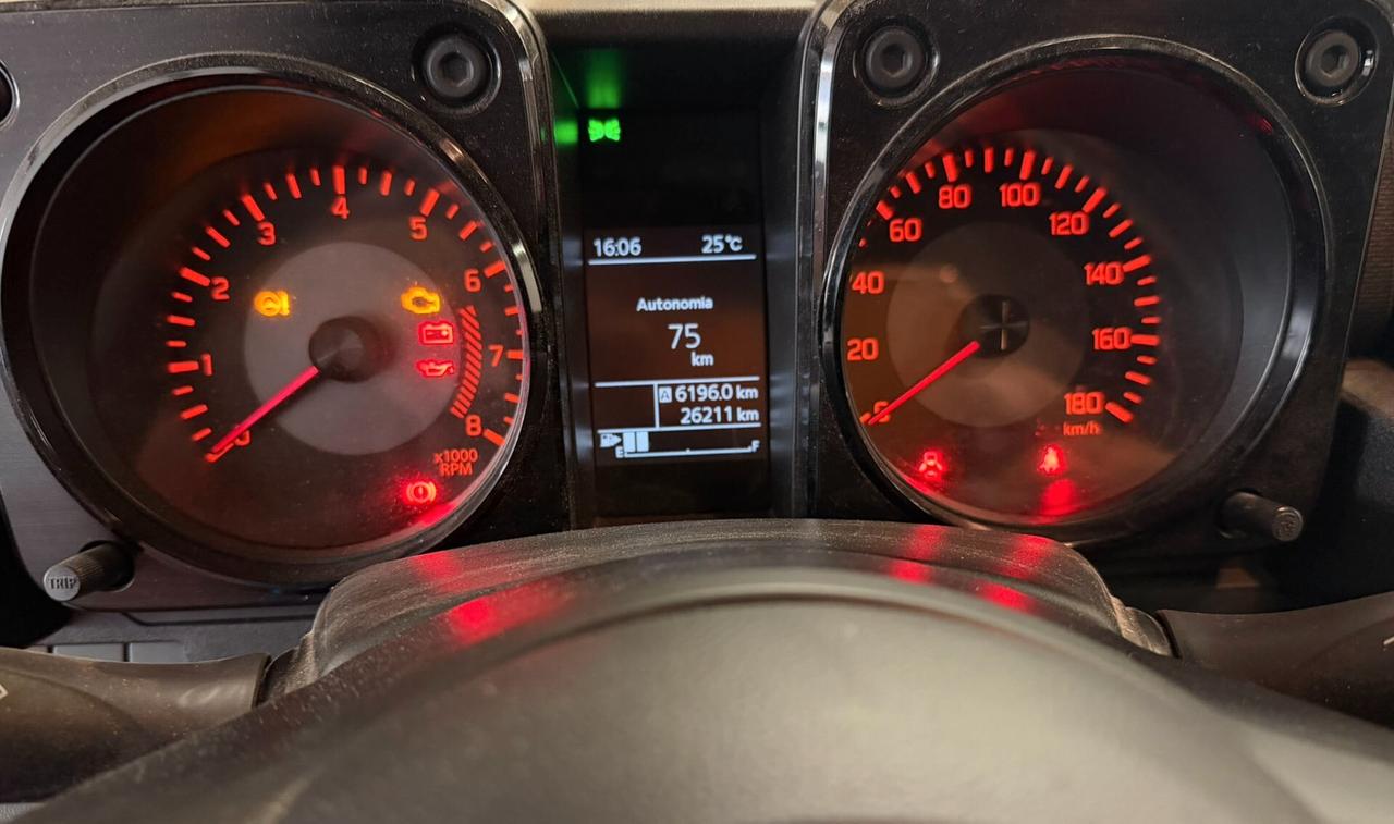 Suzuki Jimny 1.5 5MT PRO (N1)