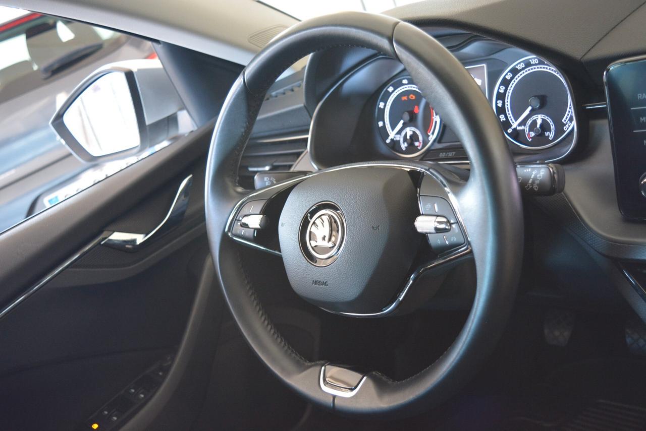 Skoda Scala 1.0 TSI 110 CV Ambition telecamera Led