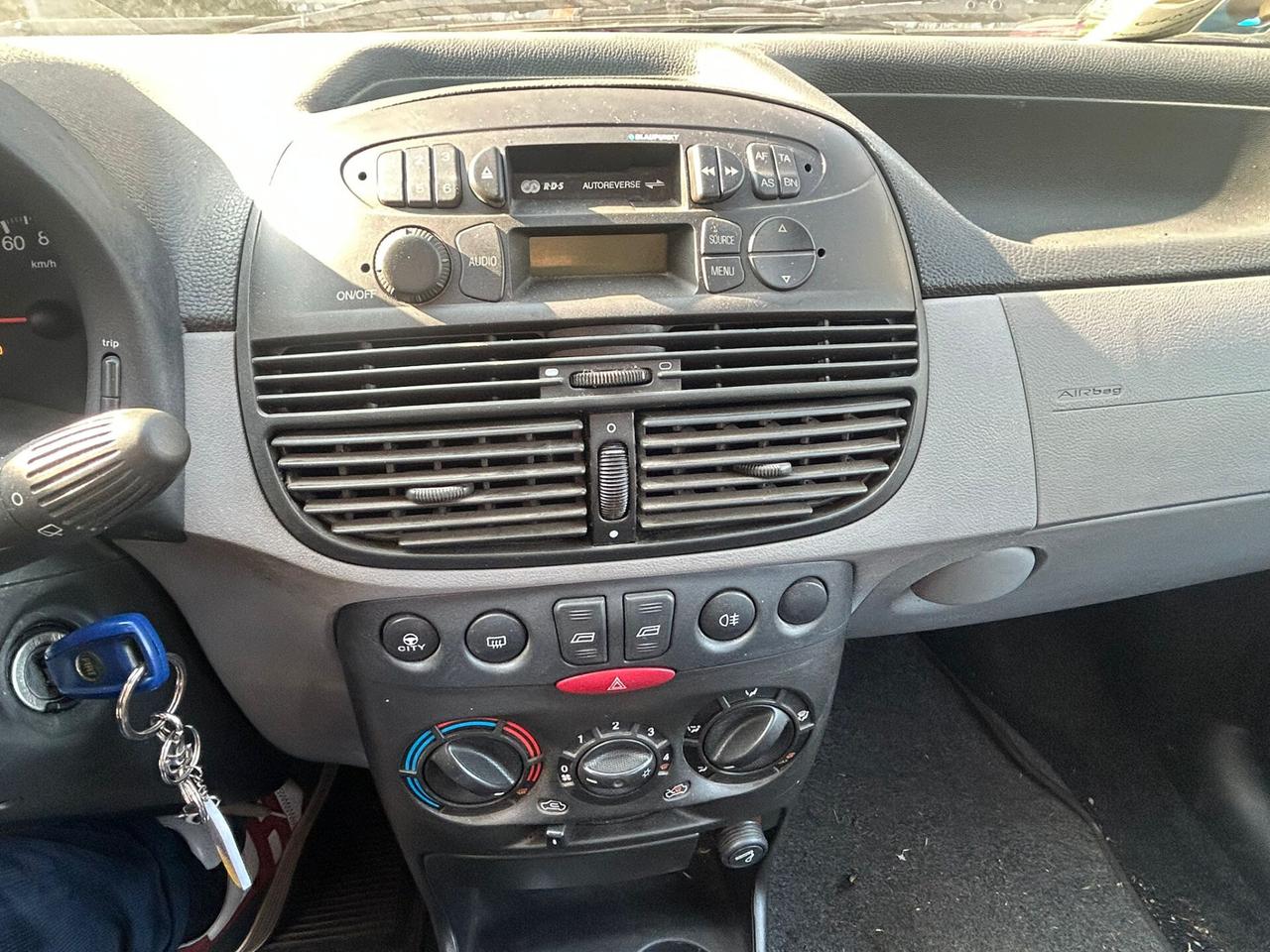 Fiat Punto 5p 1.2 HLX 16V - ANCHE PER NEOPATENTATI