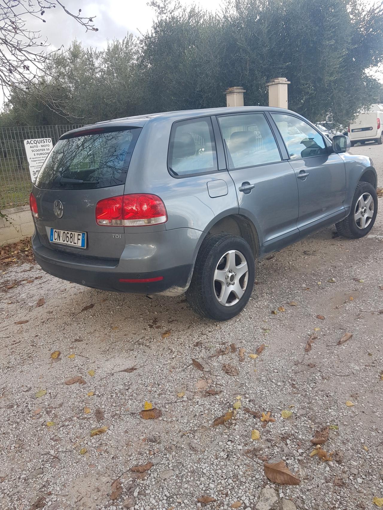 Volkswagen Touareg 2.5 tdi