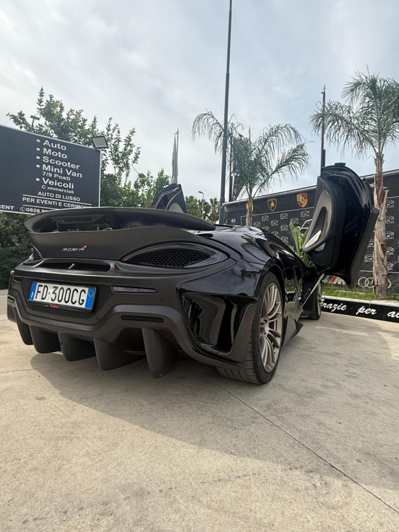 Mclaren 570GT allestimento 600LT