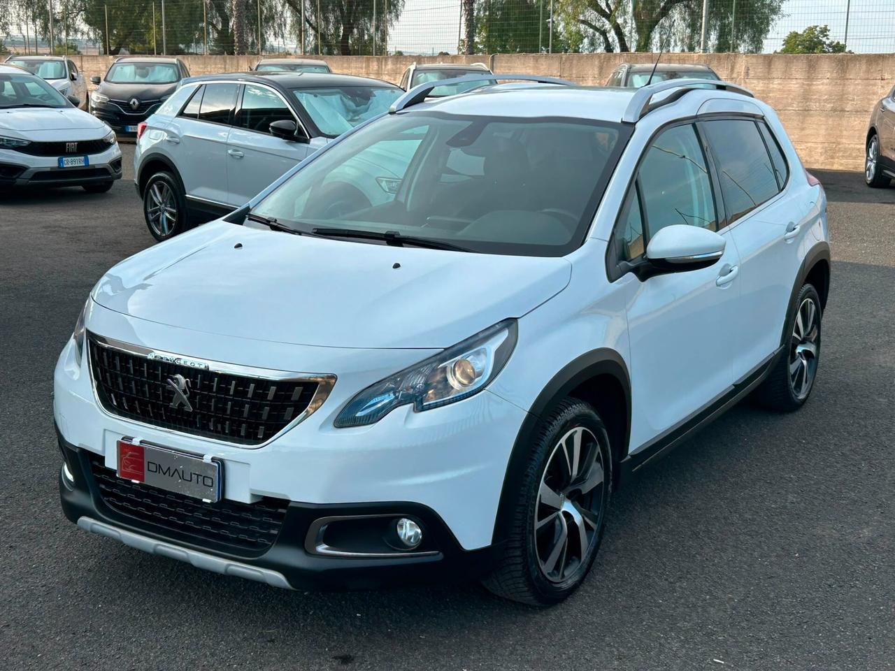 Peugeot 2008 BlueHDi 100 Black Matt