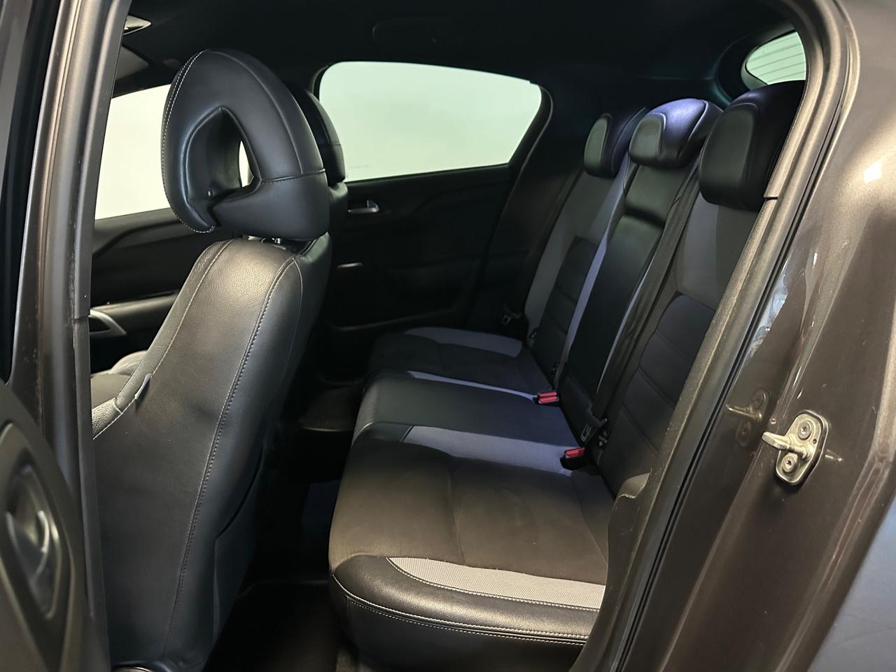 DS4 CROSSBACK 1.6 BLUEHDI 120CV PERFORMANCE LINE