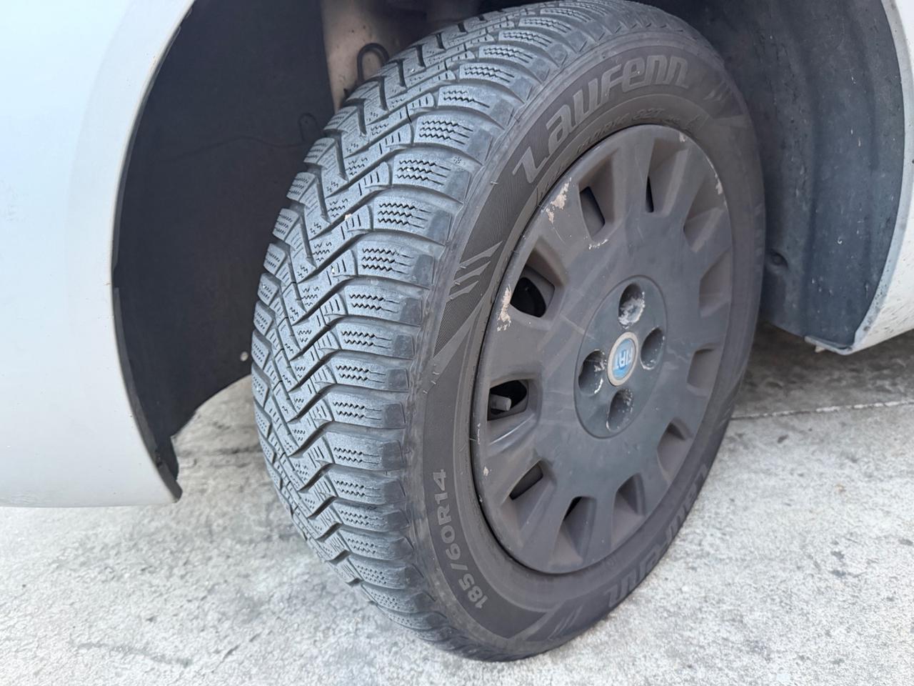 Fiat punto 1.2 benzina 44kw euro4 neopatentati
